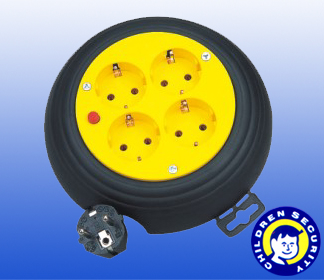 retractable cable reel for electronics