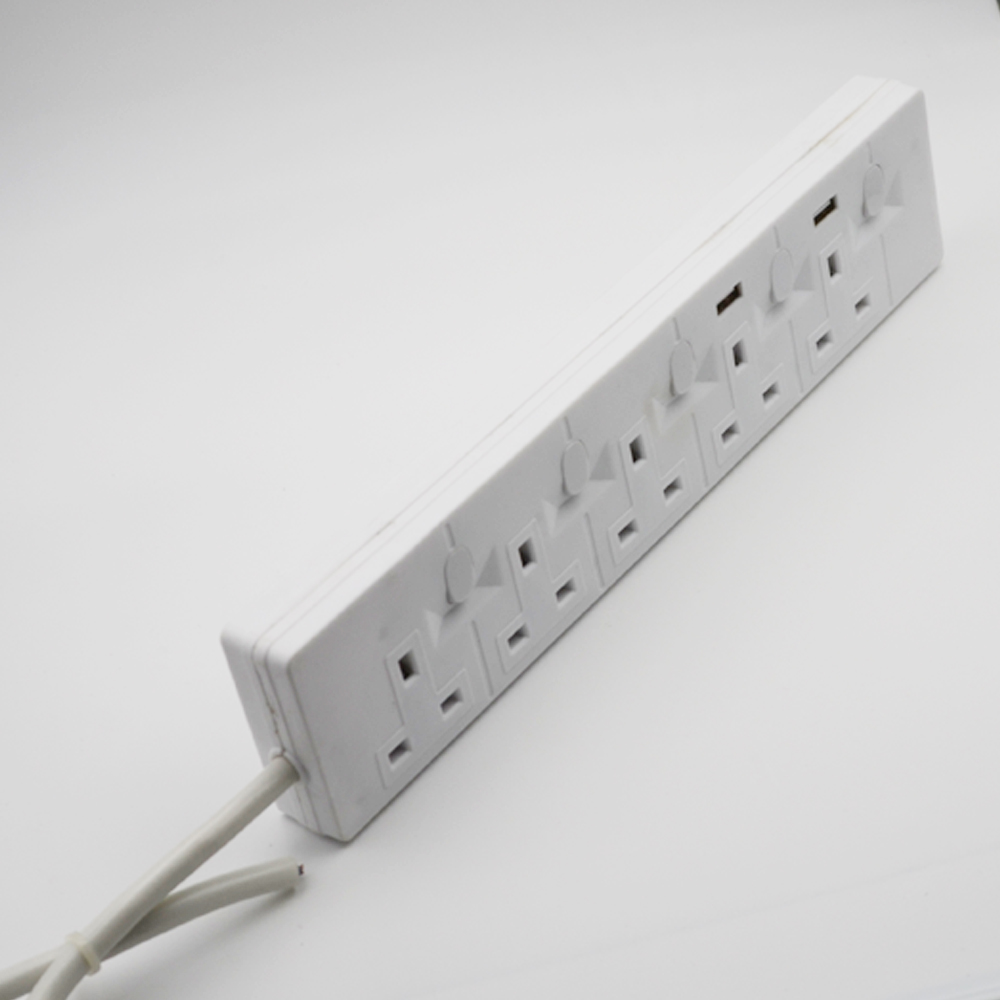 2 USB 4 Way Surge Protector Power Strip Extention Power Socket UK Plug for Smartphone Table
